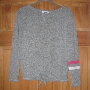 5/$30 Girls Old Navy Gray Long Sleeve Top